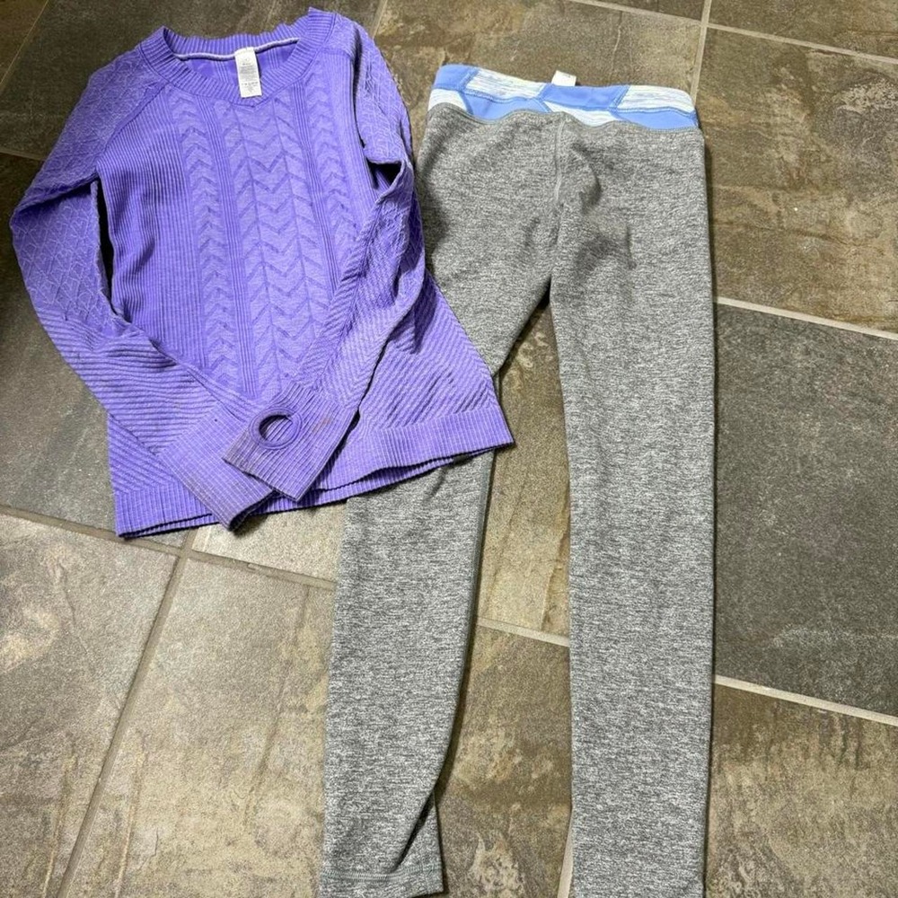 Ivivva bundle of two size 8
